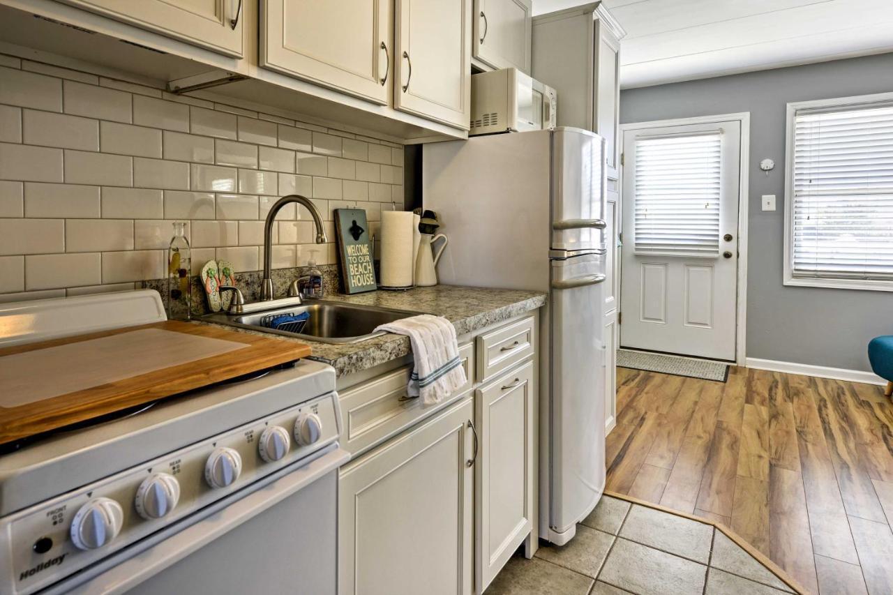 North Wildwood Condo With Pool, Walk To Boardwalk! المظهر الخارجي الصورة